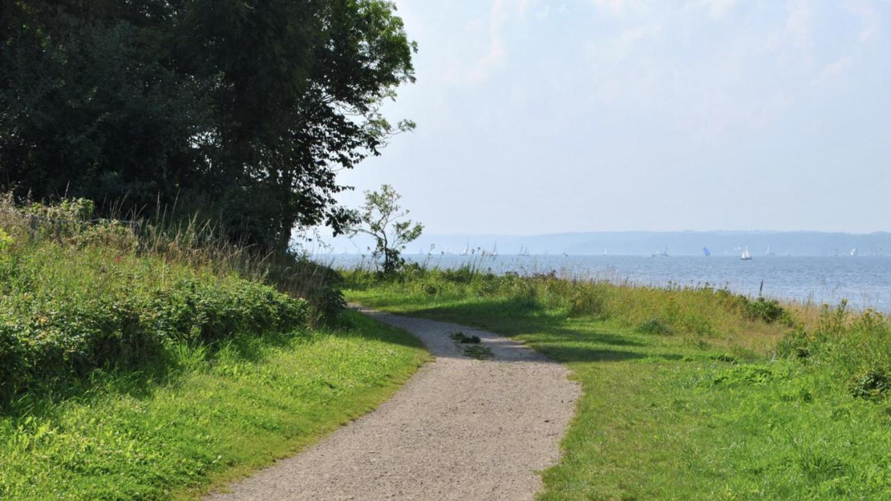 Strandblick Mit Strandkorb & Fahrraedern Glücksburg Exterior foto